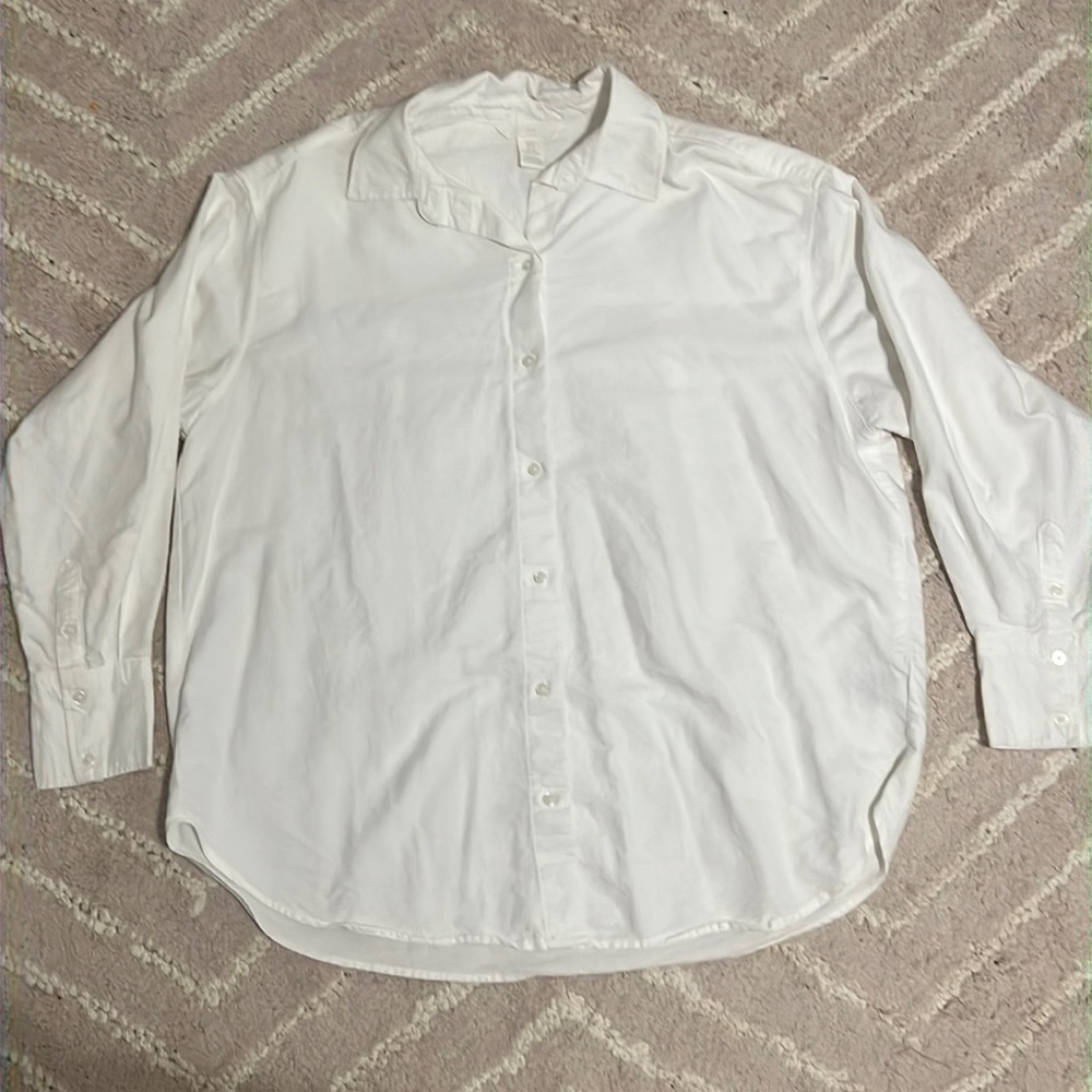 white H&M dress shirt